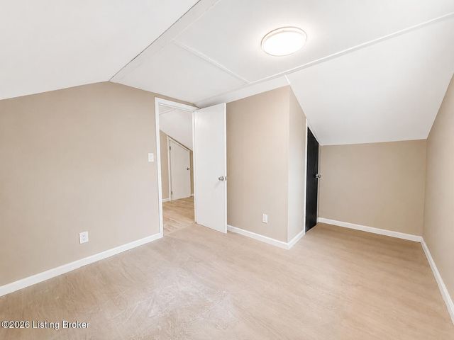 3908 Vermont Ave, Louisville, KY 40211