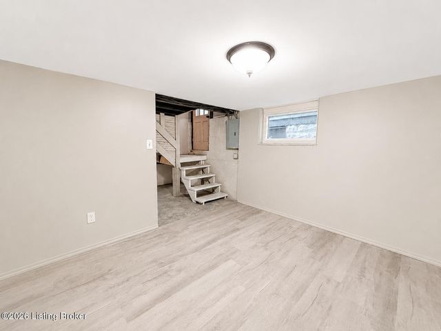 3908 Vermont Ave, Louisville, KY 40211