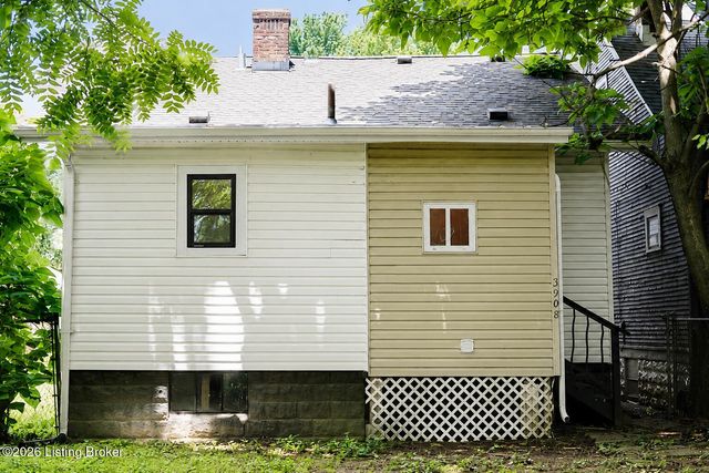 3908 Vermont Ave, Louisville, KY 40211