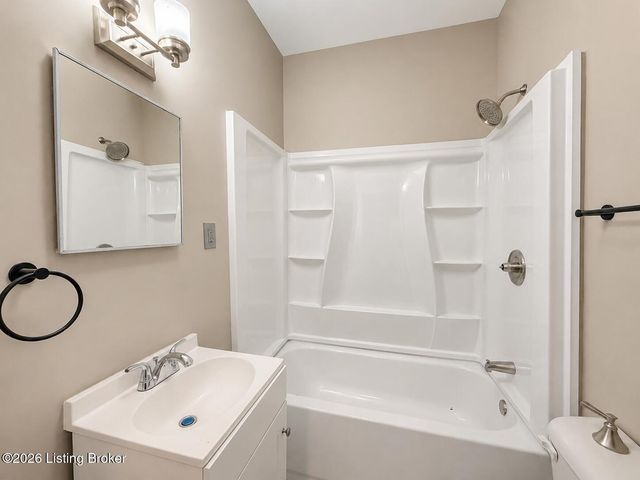 3908 Vermont Ave, Louisville, KY 40211