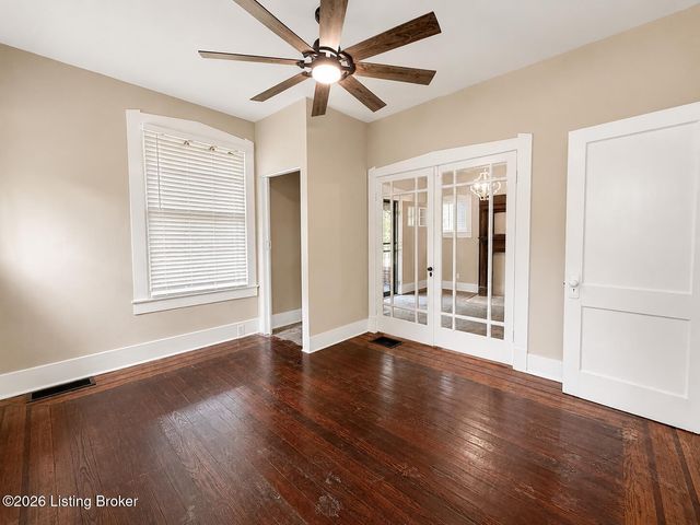 3908 Vermont Ave, Louisville, KY 40211