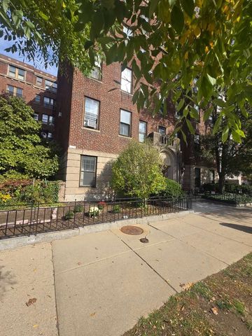 1945 Commonwealth Ave 7, Boston, MA 02135