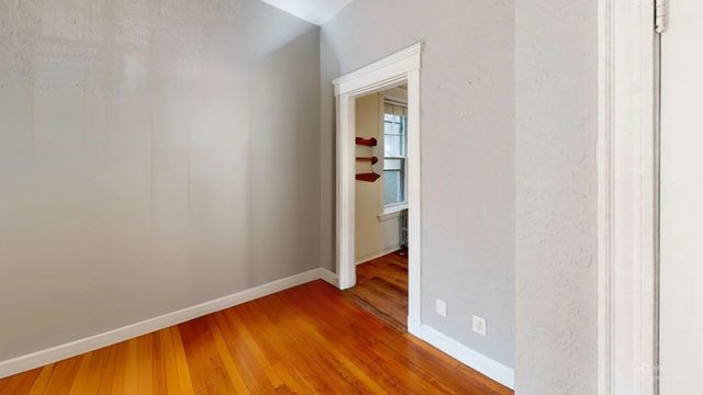 1945 Commonwealth Ave 7, Boston, MA 02135