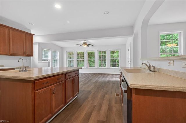 115 Yacht CT, Williamsburg, VA 23185