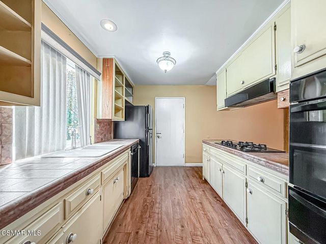 1191 Roldan Avenue, Simi Valley, CA 93065