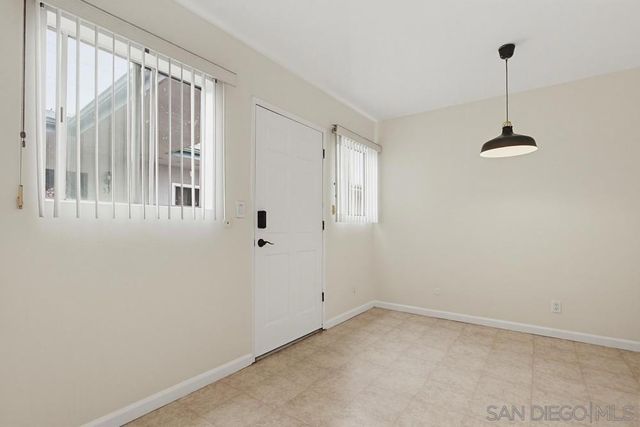 4885 Cole 34, San Diego, CA 92117