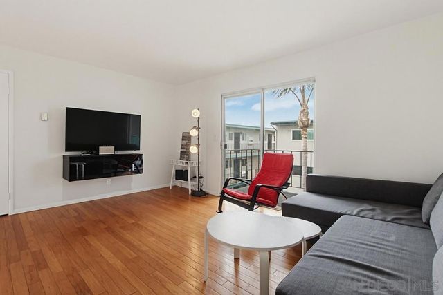 4885 Cole 34, San Diego, CA 92117