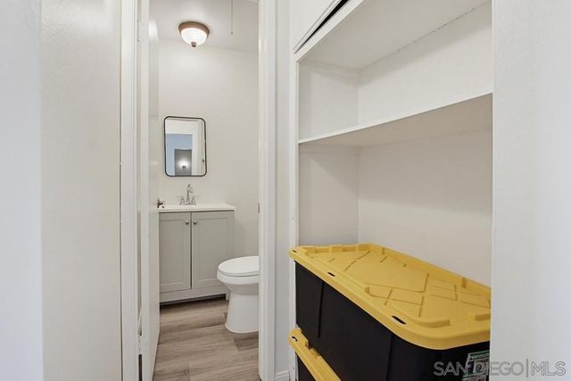 4885 Cole 34, San Diego, CA 92117