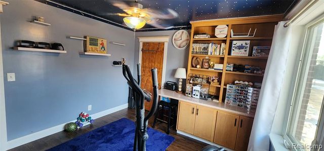 1451 Flushing Road, Flushing, MI 48433