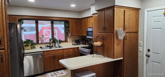 1451 Flushing Road, Flushing, MI 48433