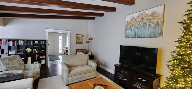 1451 Flushing Road, Flushing, MI 48433