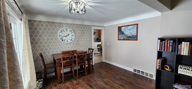 1451 Flushing Road, Flushing, MI 48433