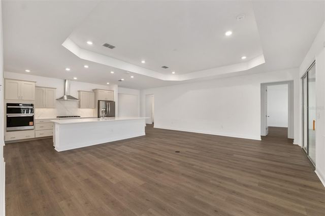 10127 SW 82ND PLACE ROAD, Ocala, FL 34481