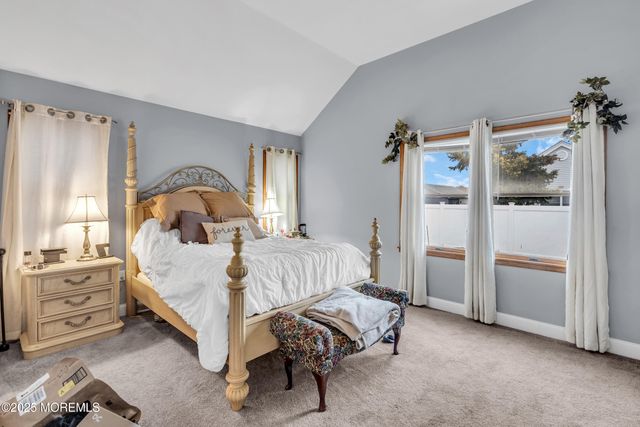 111 Greenwood Lane, Forked River, NJ 08731