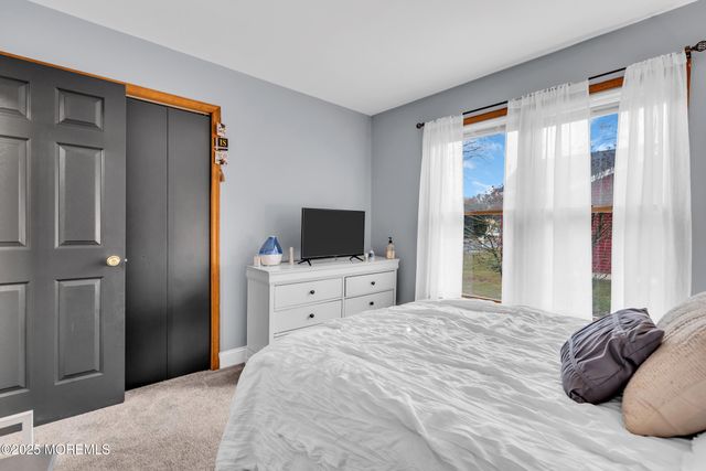 111 Greenwood Lane, Forked River, NJ 08731