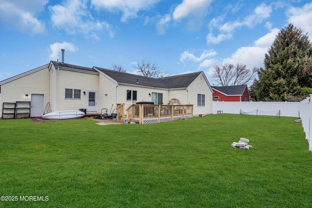 111 Greenwood Lane, Forked River, NJ 08731