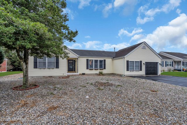 111 Greenwood Lane, Forked River, NJ 08731