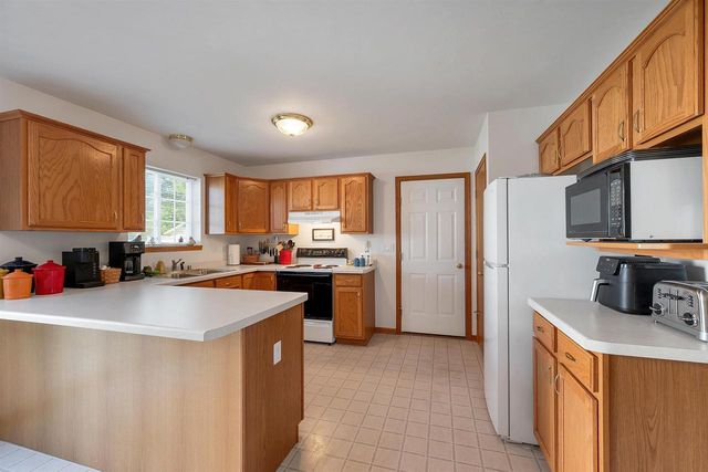 2535 GEMINI ROAD, Green Bay, WI 54311