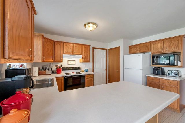 2535 GEMINI ROAD, Green Bay, WI 54311