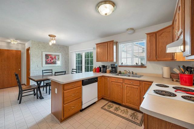 2535 GEMINI ROAD, Green Bay, WI 54311