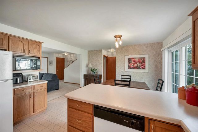 2535 GEMINI ROAD, Green Bay, WI 54311