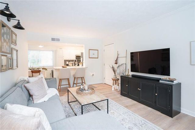 100 Biscayne NW Drive D1, Atlanta, GA 30309