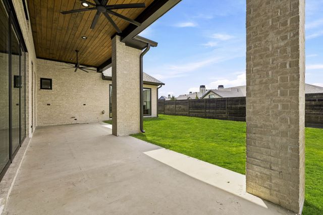 1217 Whisper Rock Drive, Rockwall, TX 75032