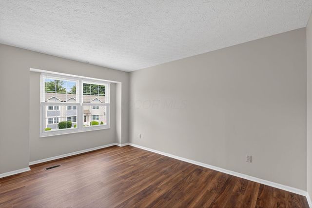7894 Tuxford Court, 2E, Columbus, OH 43085