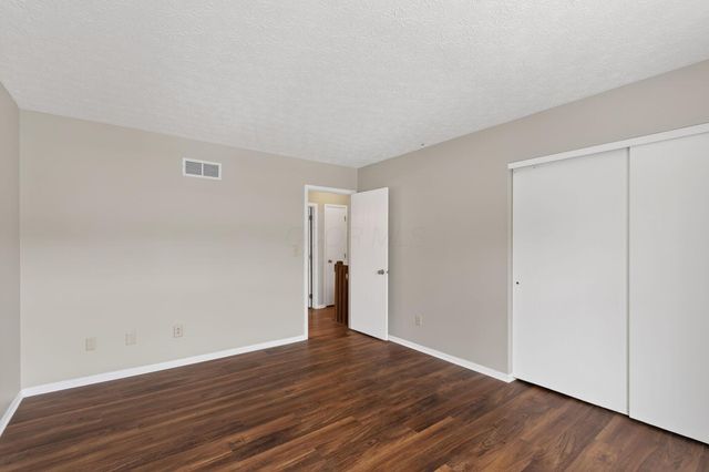 7894 Tuxford Court, 2E, Columbus, OH 43085