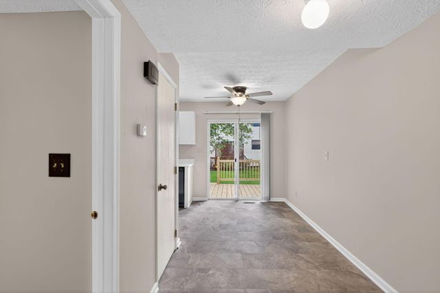 7894 Tuxford Court, 2E, Columbus, OH 43085