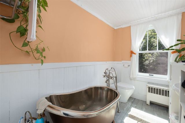 320 Railroad Avenue, North Kingstown, RI 02877