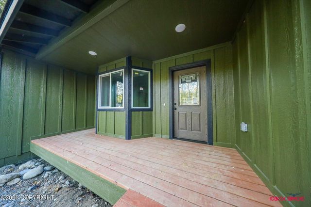 13336 E Cayuga Avenue, Palmer, AK 99645