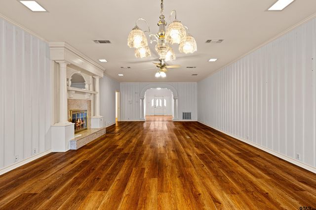 450 Johnson, Tatum, TX 75691