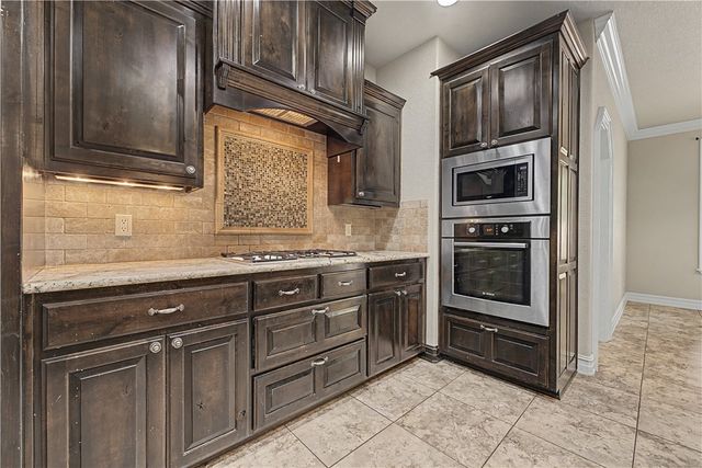 4405 W Canopy Meadows Drive, Rogers, AR 72758