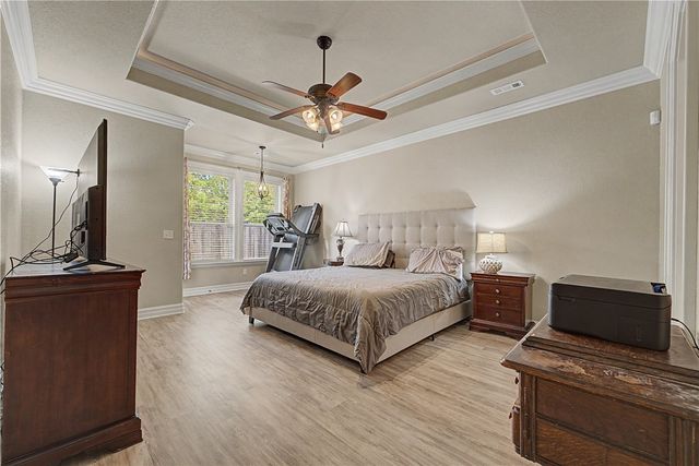 4405 W Canopy Meadows Drive, Rogers, AR 72758