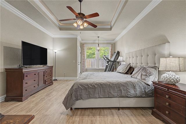 4405 W Canopy Meadows Drive, Rogers, AR 72758