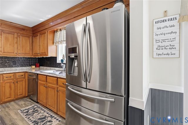11200 Surry Rd, Chester, VA 23831