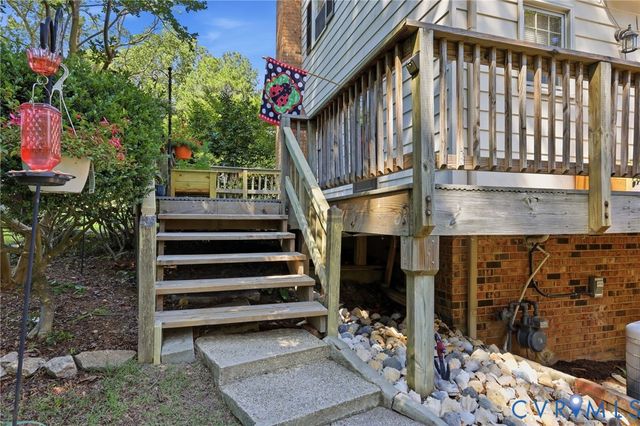 11200 Surry Rd, Chester, VA 23831