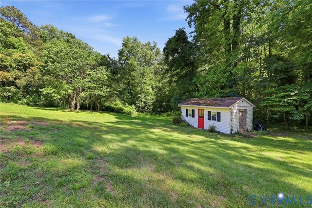 11200 Surry Rd, Chester, VA 23831
