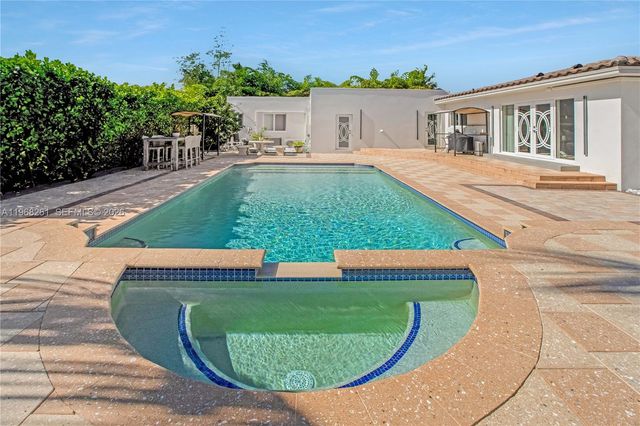 500 94th St, Surfside, FL 33154