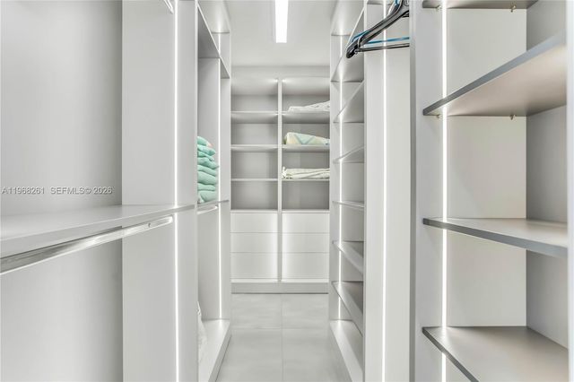 500 94th St, Surfside, FL 33154