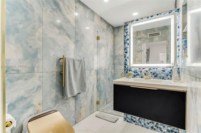 500 94th St, Surfside, FL 33154