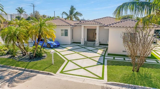 500 94th St, Surfside, FL 33154