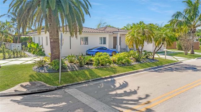 500 94th St, Surfside, FL 33154