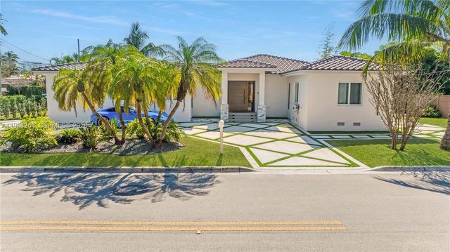 500 94th St, Surfside, FL 33154