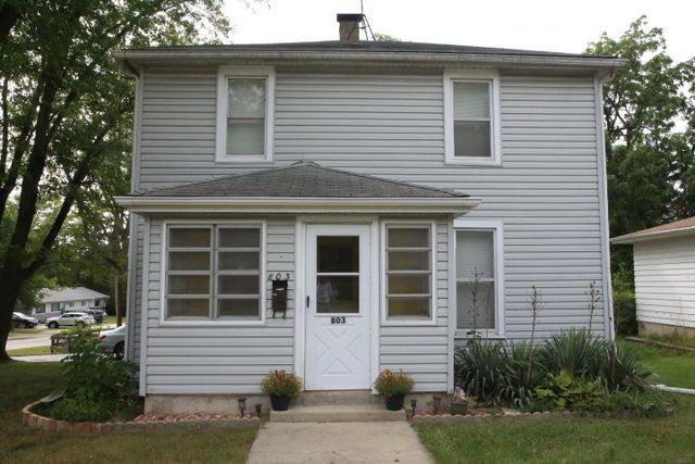 803 N Washington Avenue, Batavia, IL 60510