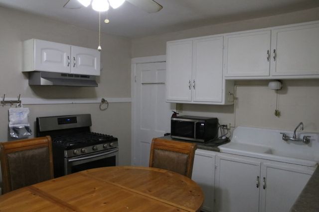 803 N Washington Avenue, Batavia, IL 60510