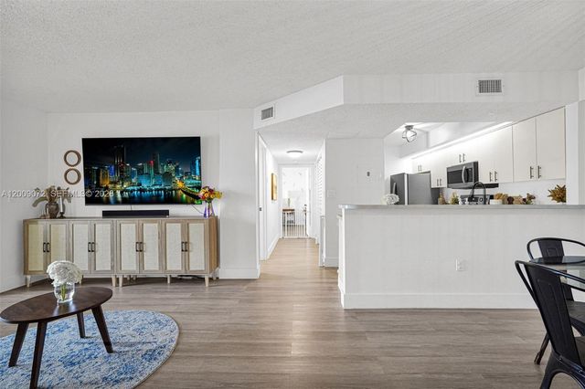8680 SW 212th Street 105, Cutler Bay, FL 33189