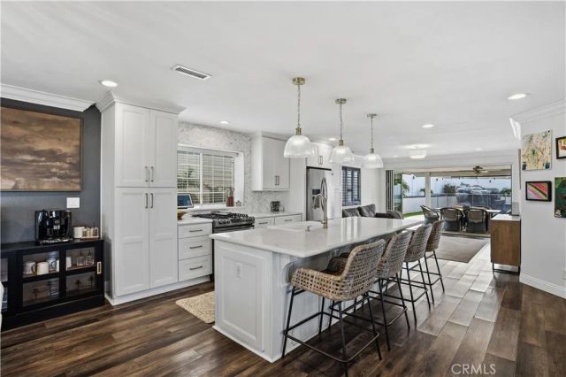 23138 Blue Bird Drive, Canyon Lake, CA 92587