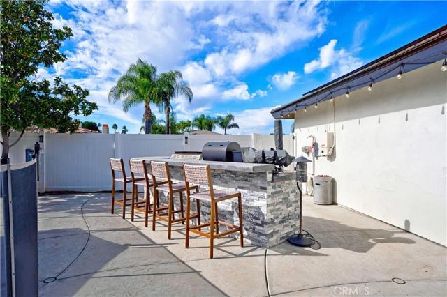 23138 Blue Bird Drive, Canyon Lake, CA 92587